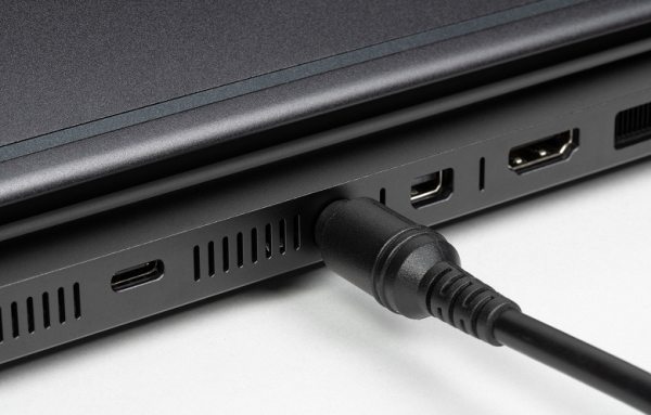 Обзор игрового ноутбука Maibenben X-Treme Typhoon X16B-R98956 с оформлением в стиле Atomic Heart