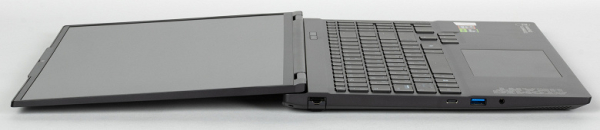 Обзор игрового ноутбука Maibenben X-Treme Typhoon X16B-R98956 с оформлением в стиле Atomic Heart