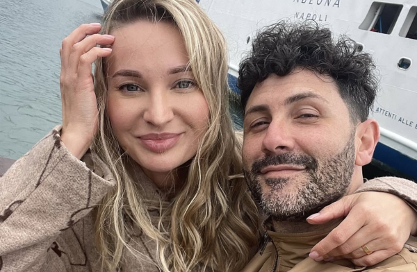 «Я хочу справедливости!»: муж-итальянец блогерши, умершей после увеличения ягодиц, обратился к русским за помощью 