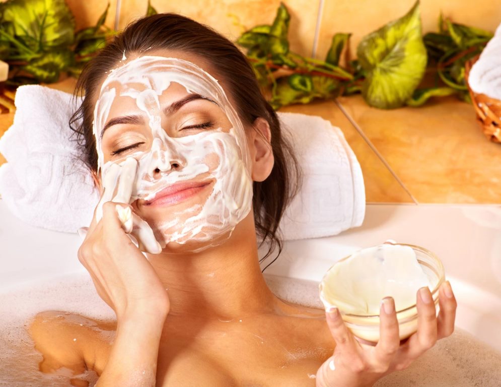 Маски для сухой кожи лица в домашних условиях — рецепты и нюансы