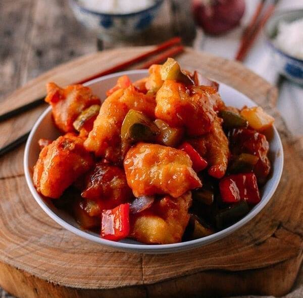 Китайская кухня: Кусочки жареной рыбы в кисло-сладком соусе (Тан цу юйпянь) рецепт с фото